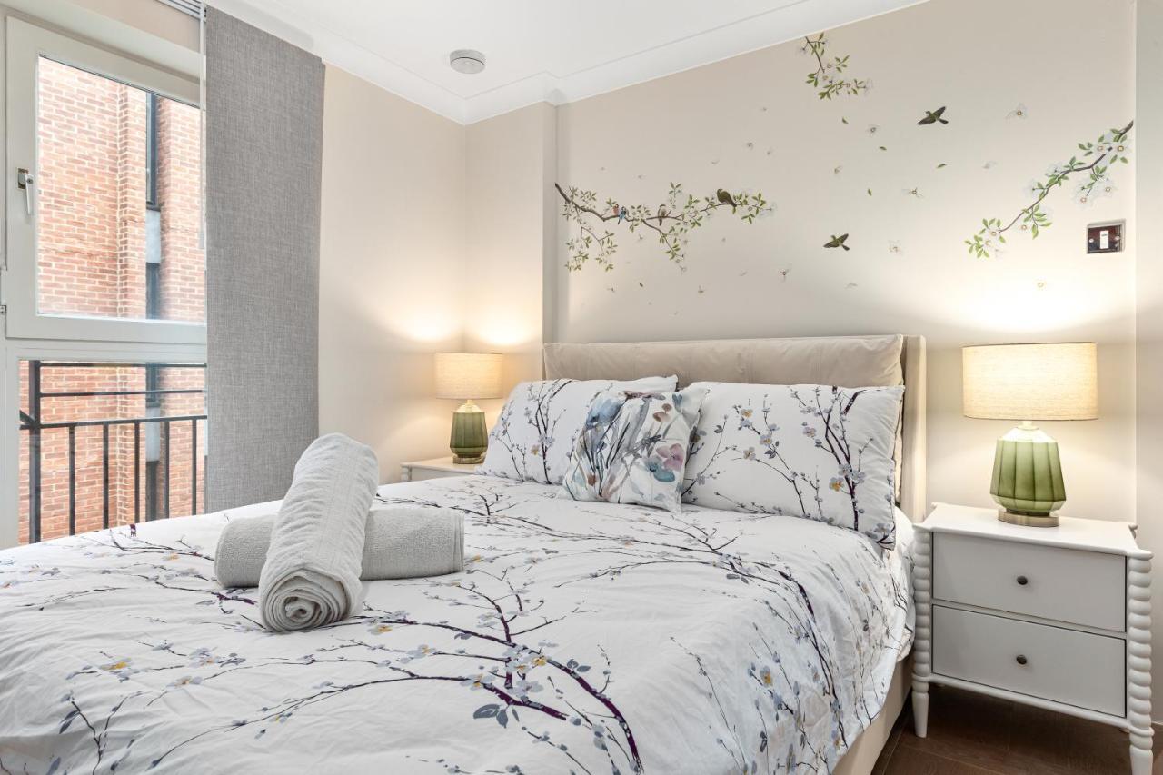 Tranquil 2 Bedroom Apartment Close To St. Paul'S Cathedral Лондон Екстер'єр фото