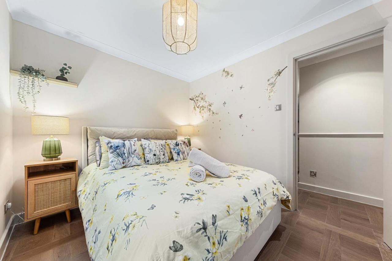 Tranquil 2 Bedroom Apartment Close To St. Paul'S Cathedral Лондон Екстер'єр фото