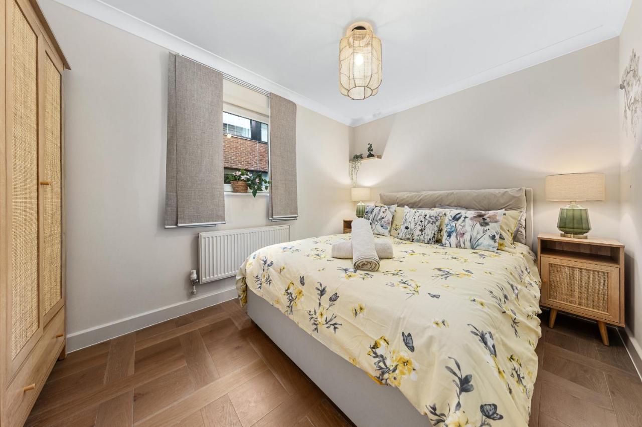 Tranquil 2 Bedroom Apartment Close To St. Paul'S Cathedral Лондон Екстер'єр фото