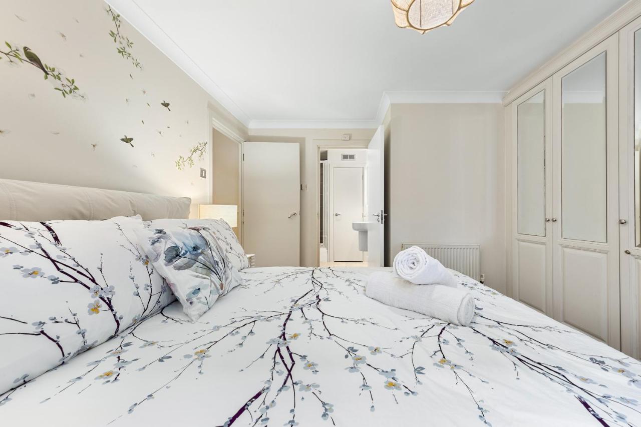 Tranquil 2 Bedroom Apartment Close To St. Paul'S Cathedral Лондон Екстер'єр фото