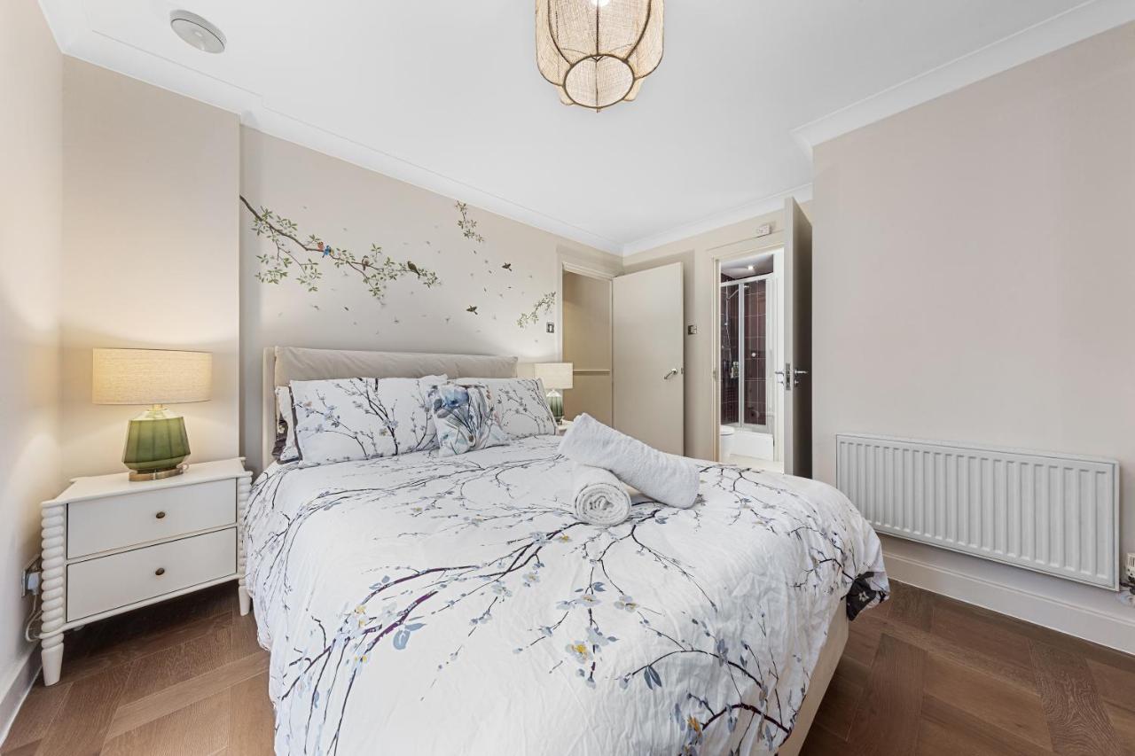 Tranquil 2 Bedroom Apartment Close To St. Paul'S Cathedral Лондон Екстер'єр фото
